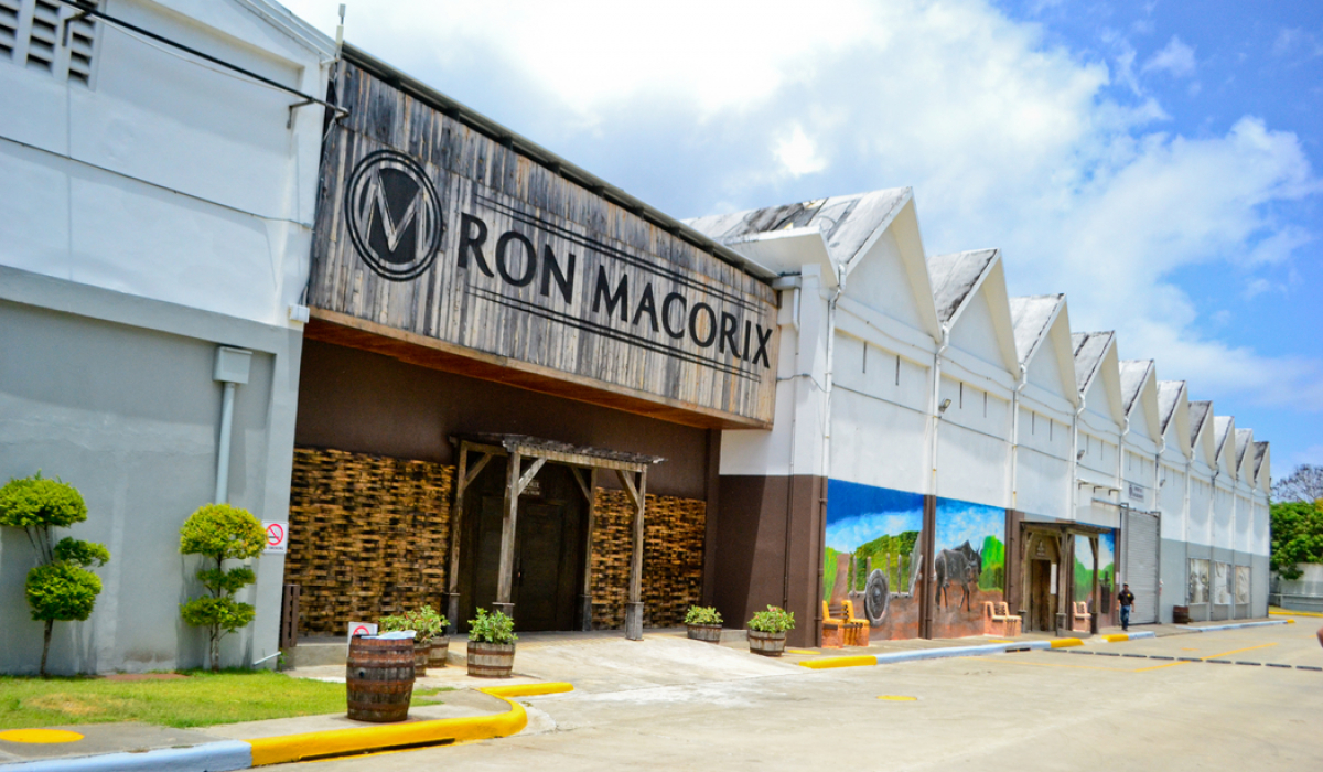 Rum Factory Tour and Ron Macorix front door - Marysol Tours - Puerto Plata City Tour