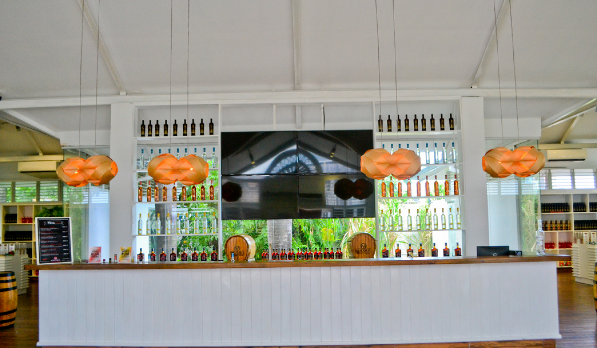 Rum Factory Tour and Rum demonstration - Marysol Tours - Puerto Plata City Tour