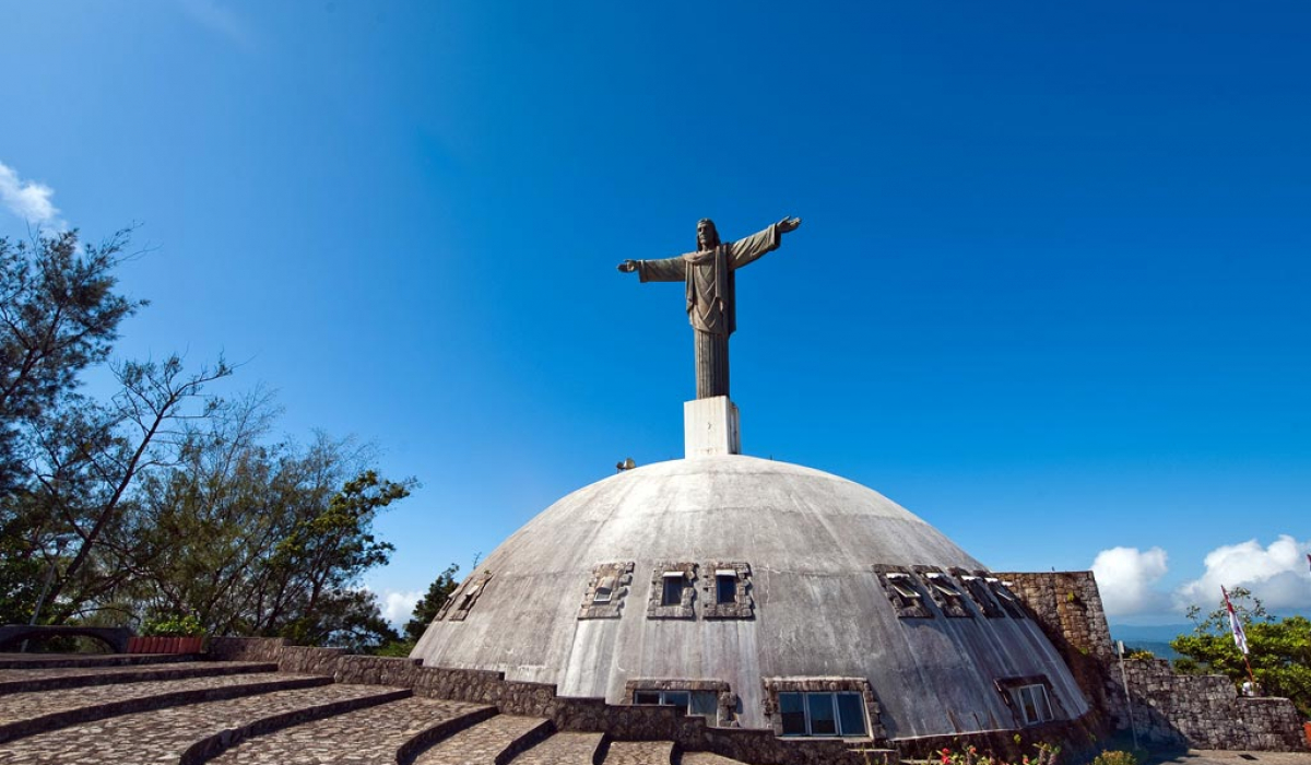 Open Arms Christ on top of Isabel de Torres Mountain - Marysol Tours - Puerto Plata City Tours