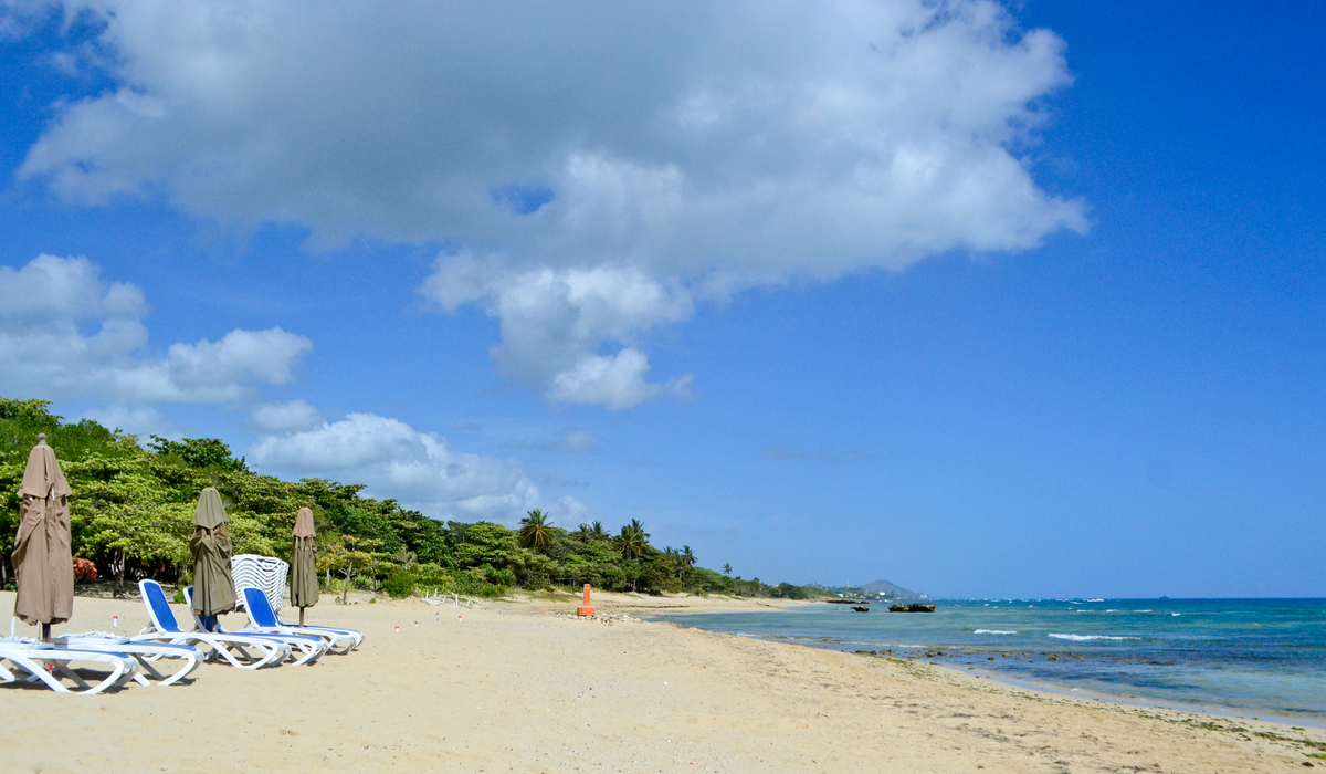 Cosita Rica Beach - Marysol Tours - Puerto Plata City Tour